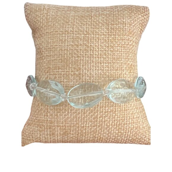 Vintage Light Blue Glass Crystal Toggle Bracelet Faceted Beads Estate 7.25" - Picture 2 of 4